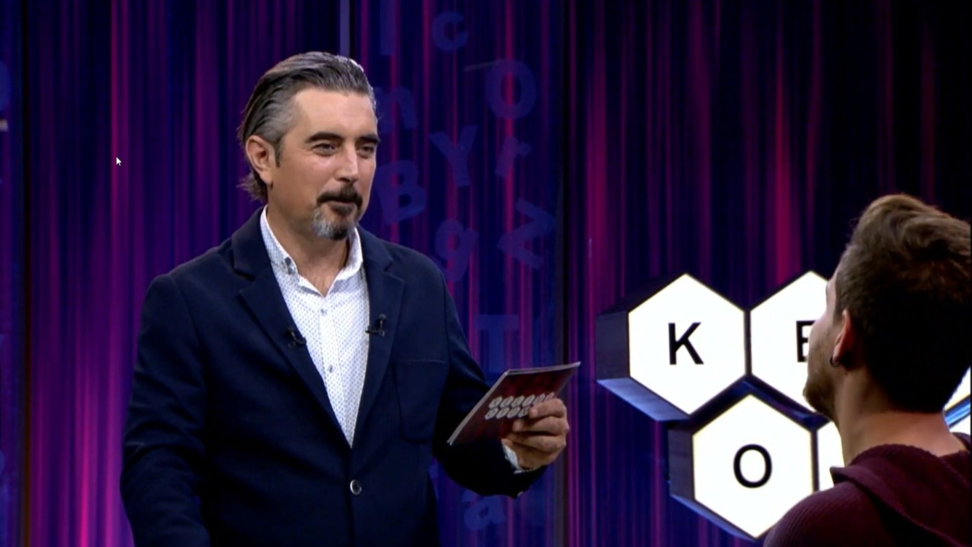 Kelime Oyunu Background