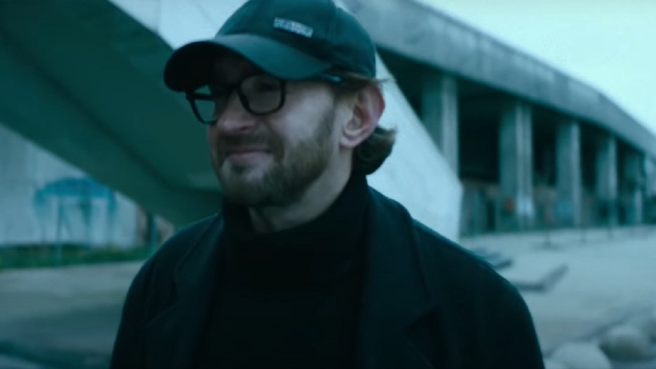 I Come To You Background