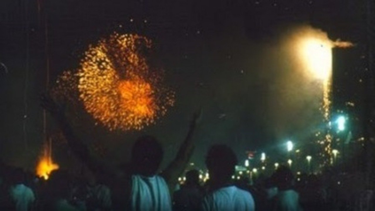 Babilônia 2000 Background