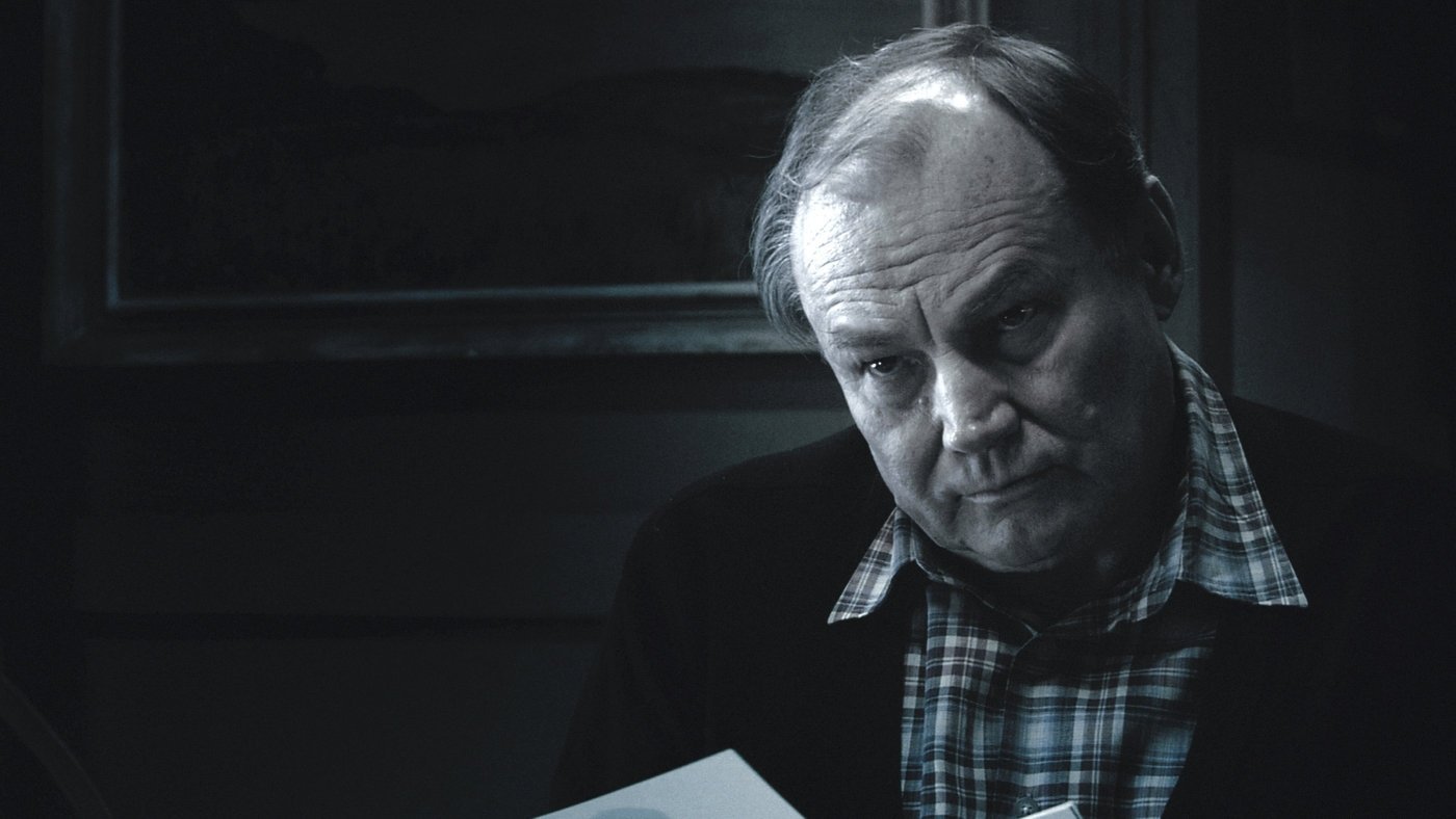 Manipulation Background