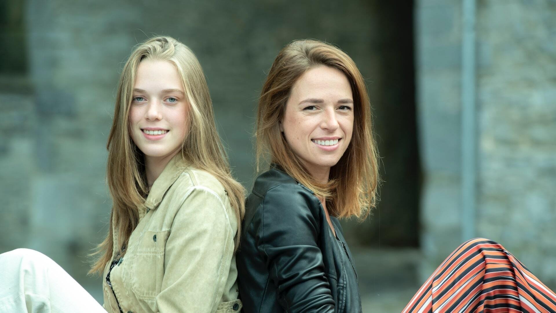 Onverwacht Background