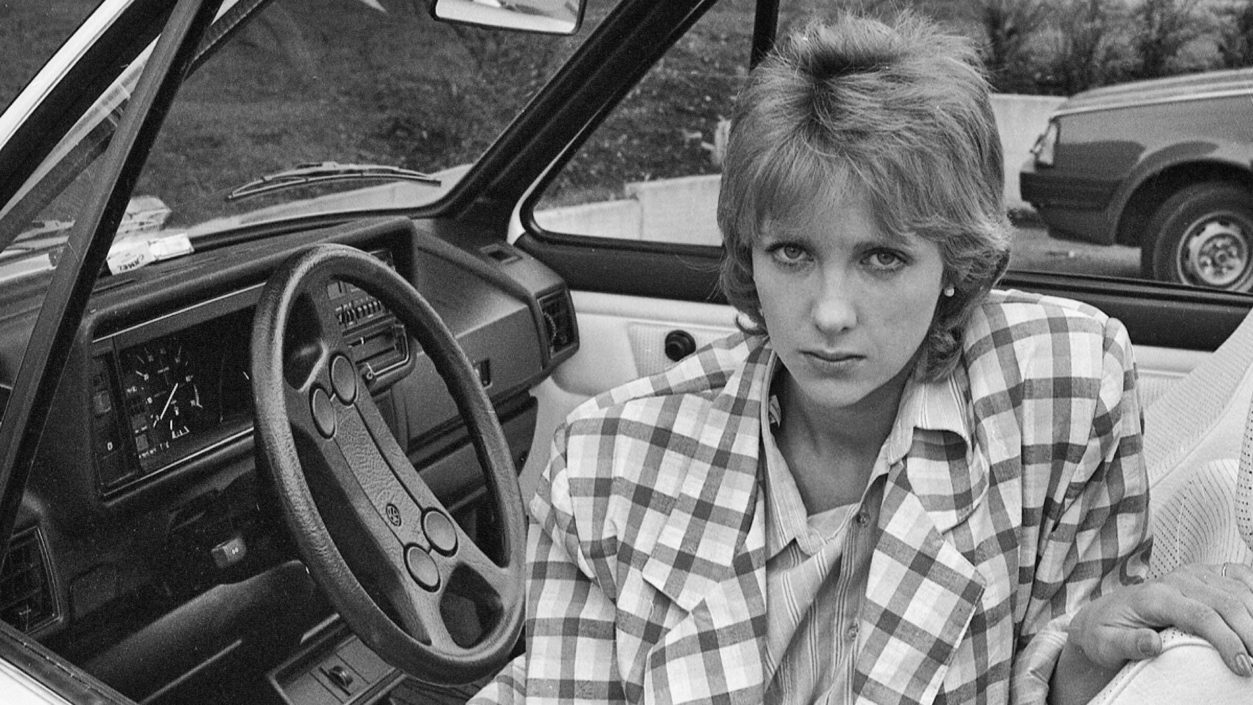 Intergirl Background