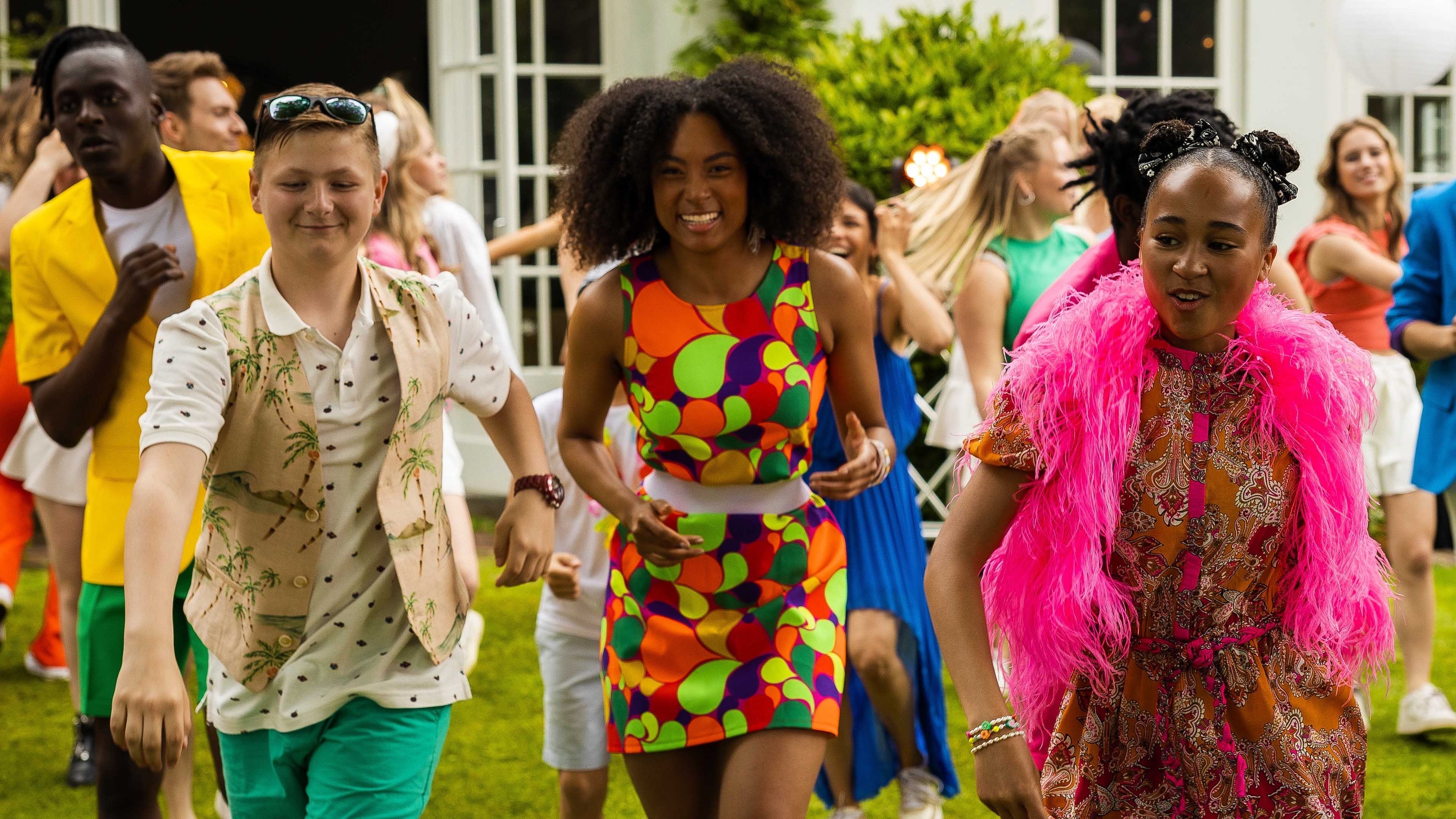 Auntie Rita's Party Background