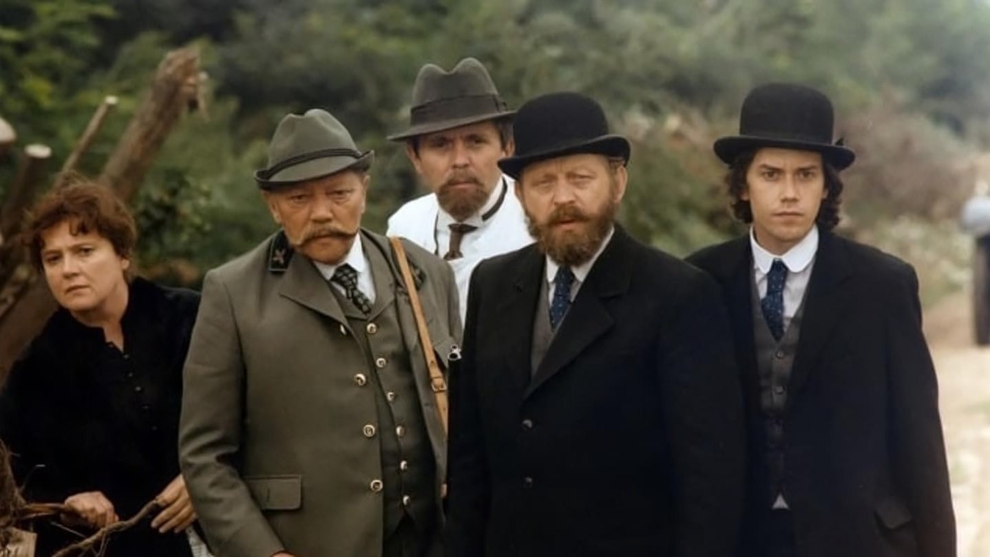 Dissolved and Effused Background