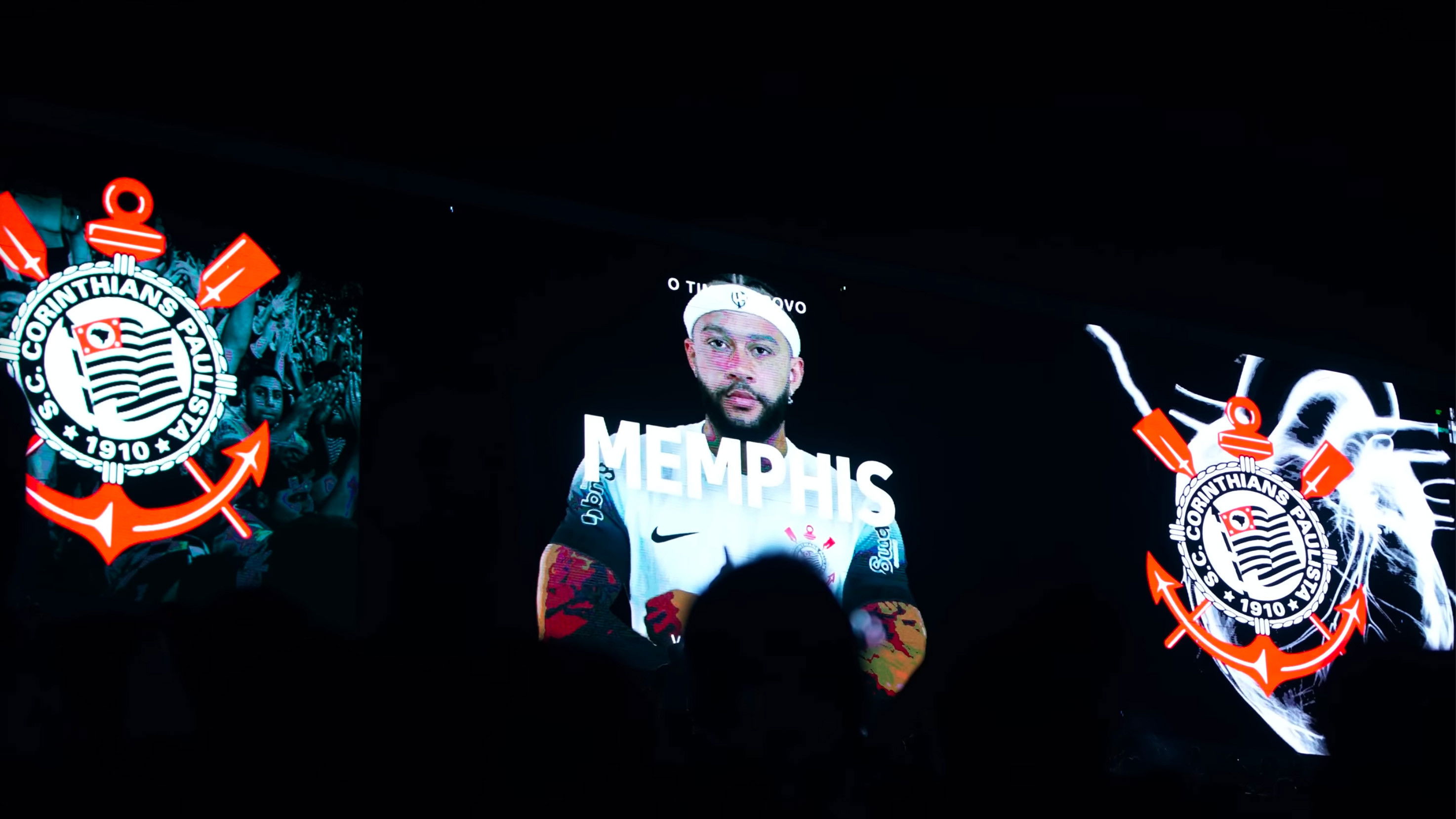 Memphis - Echoes of a New World Background