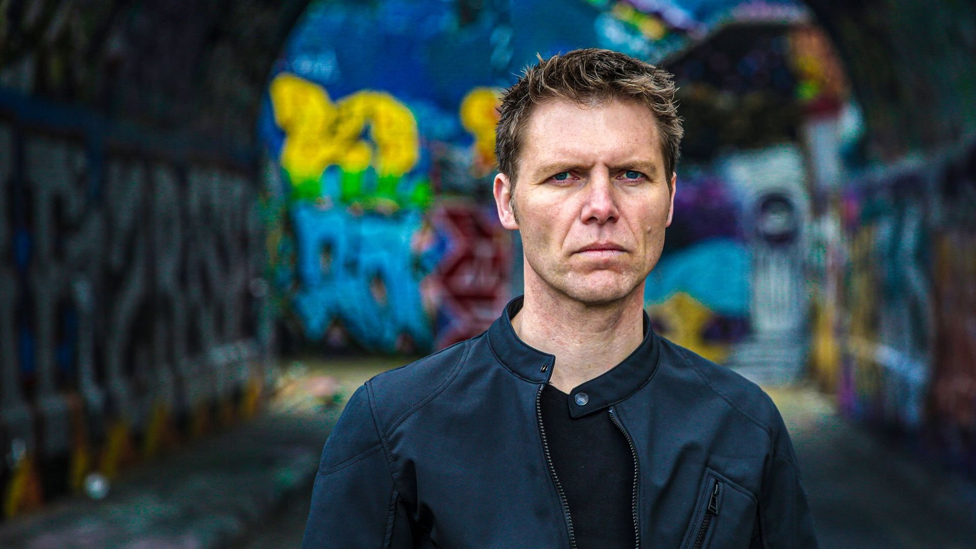 Criminals: Caught on Camera Background