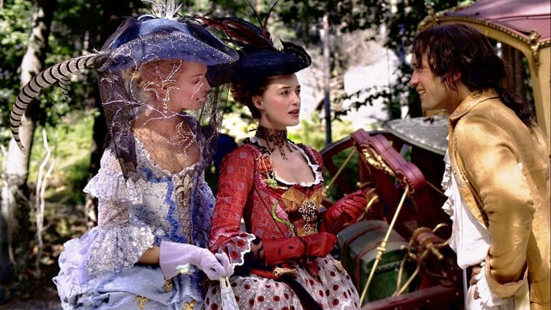 Fan-Fan the Tulip Background