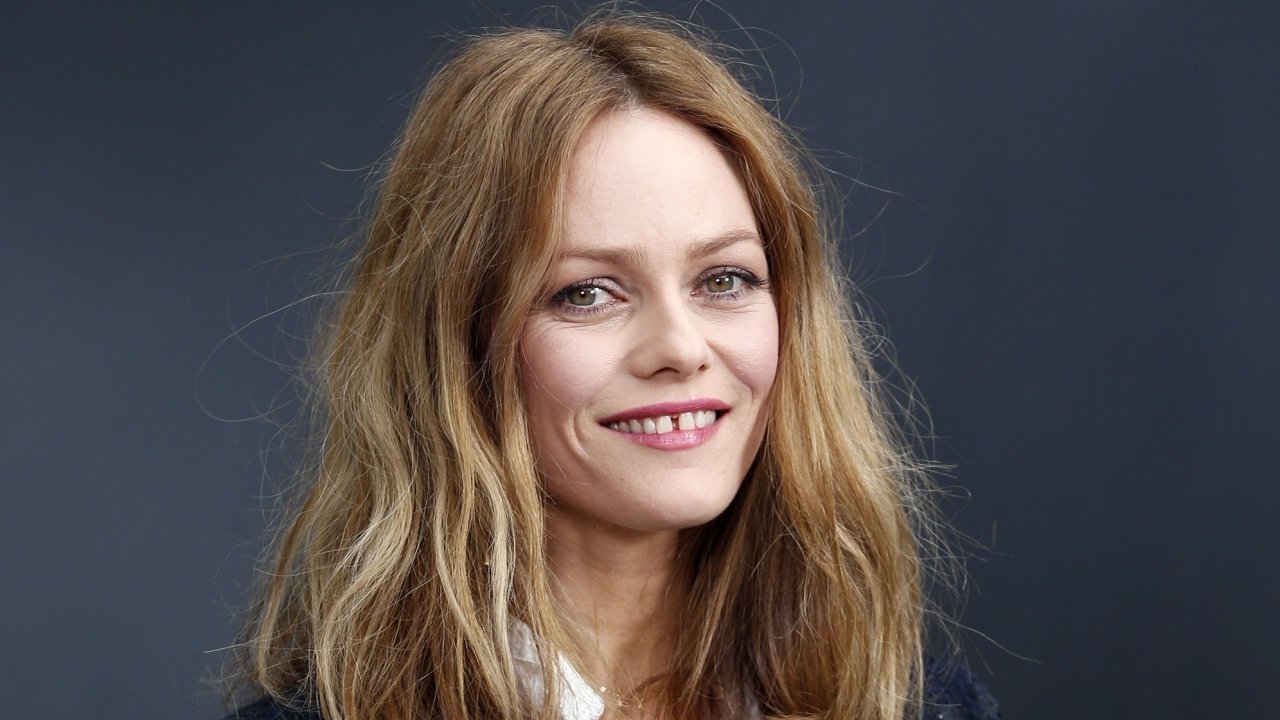 Vanessa Paradis - Divinidylle Tour Background