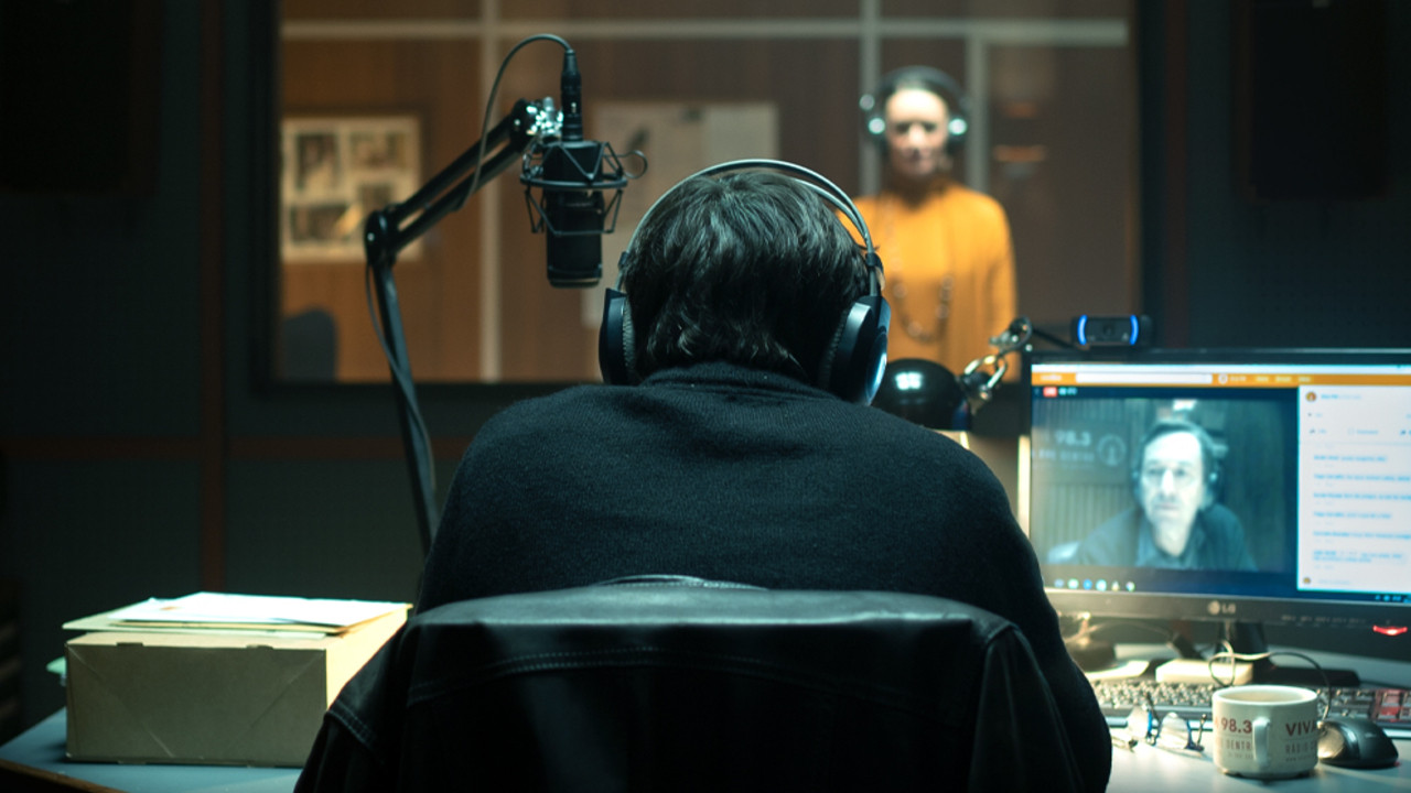 The Lone Wolf Background