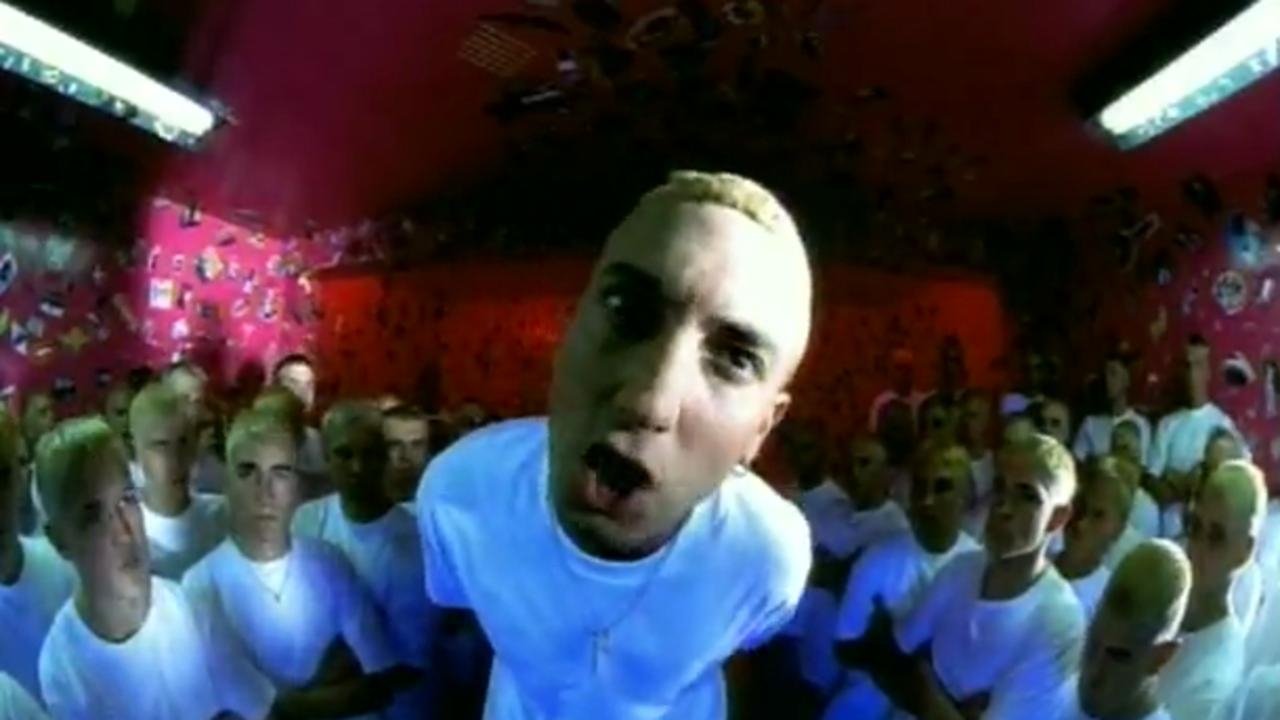 Music Videos That Defined the 00’s Background