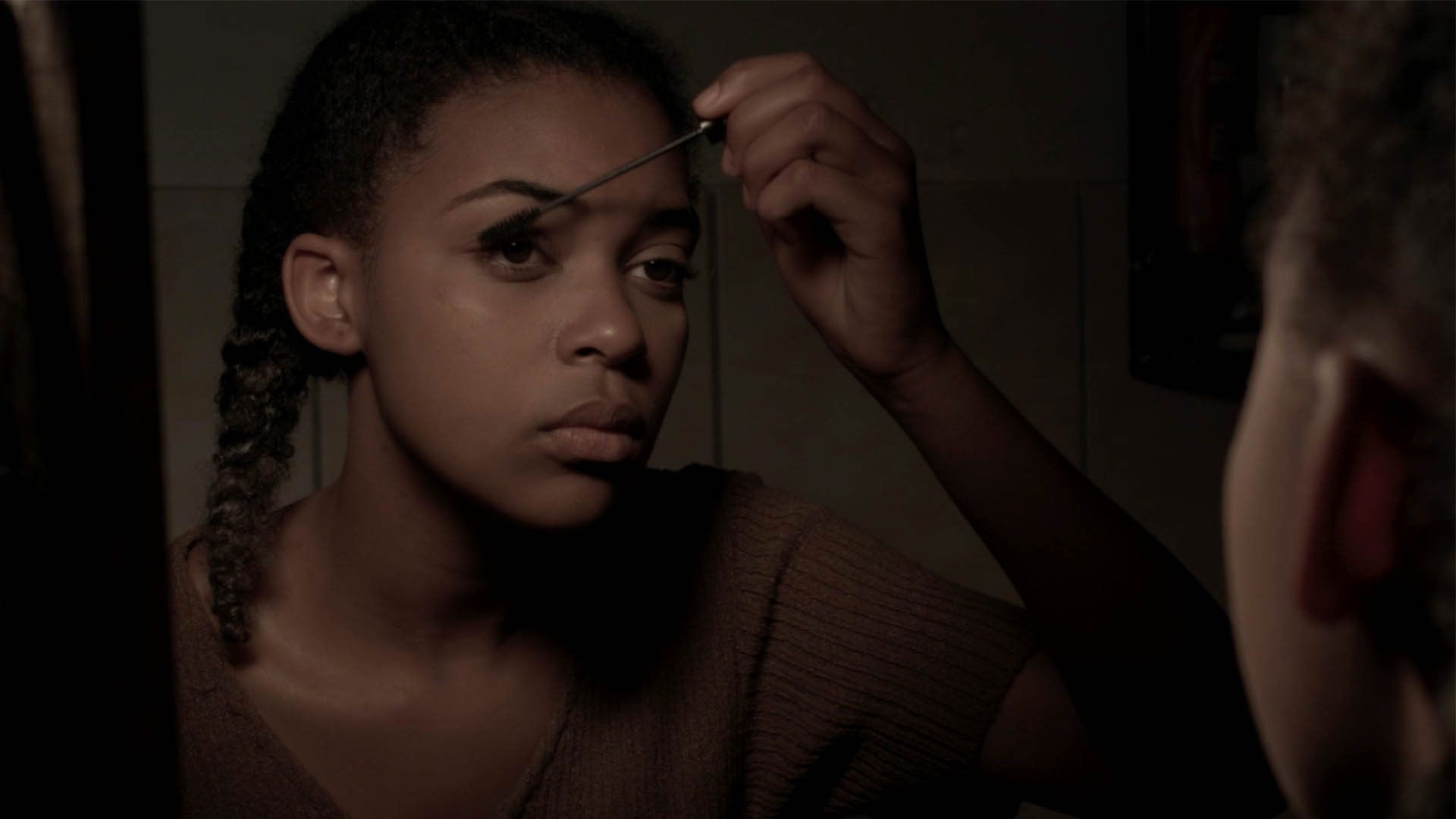 Impermeável Pavio Curto Background