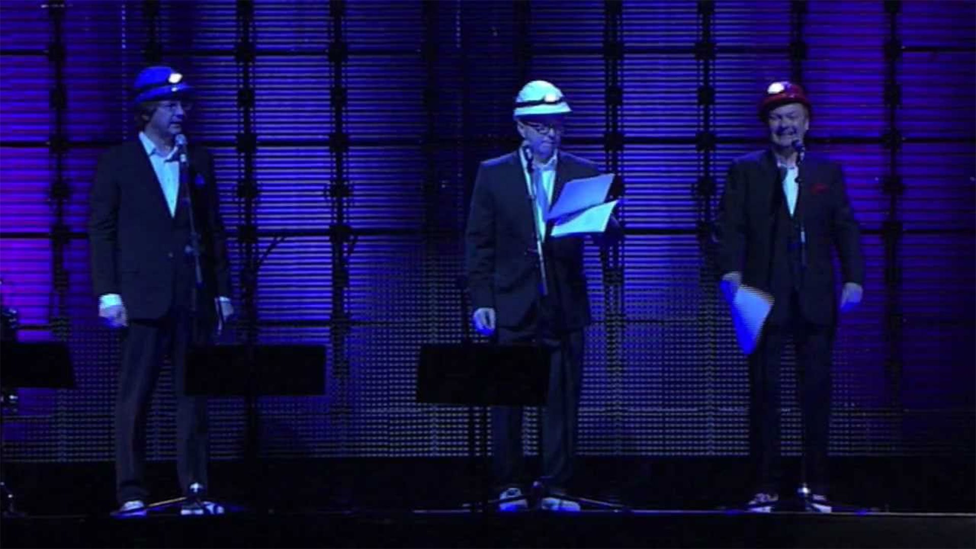 Die drei ??? LIVE - und der seltsame Wecker Background