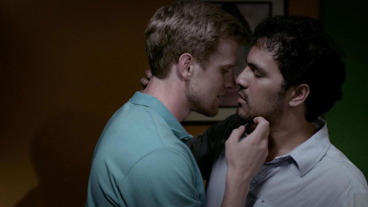 Sebastián Background