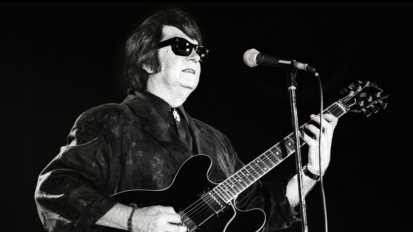 Roy Orbison and Friends: A Black and White Night Background