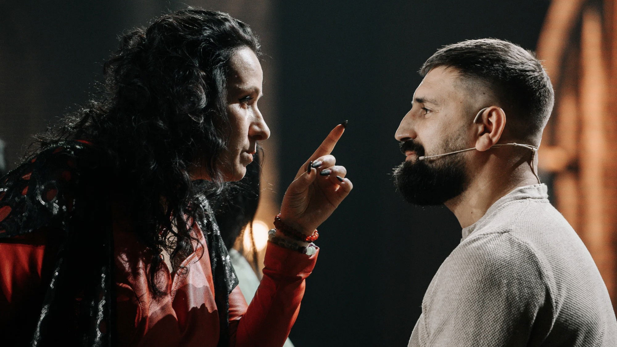 Psychics. Revenge Background