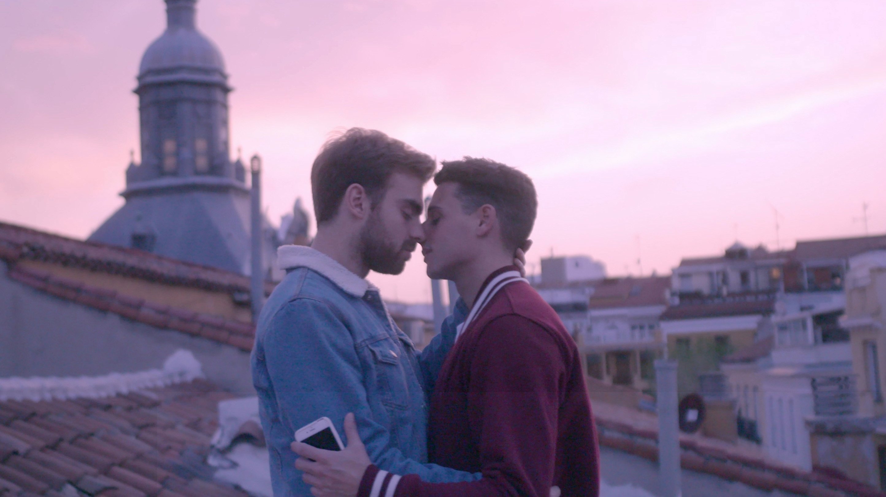 Guillermo en el tejado Background