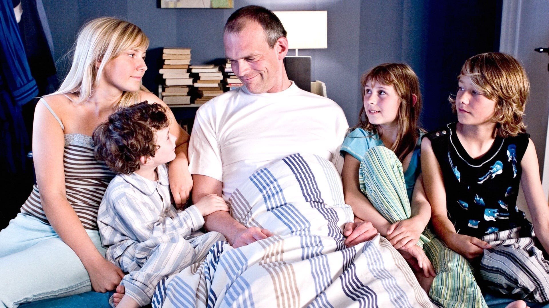 Father of Four: Never Gives Up! Background