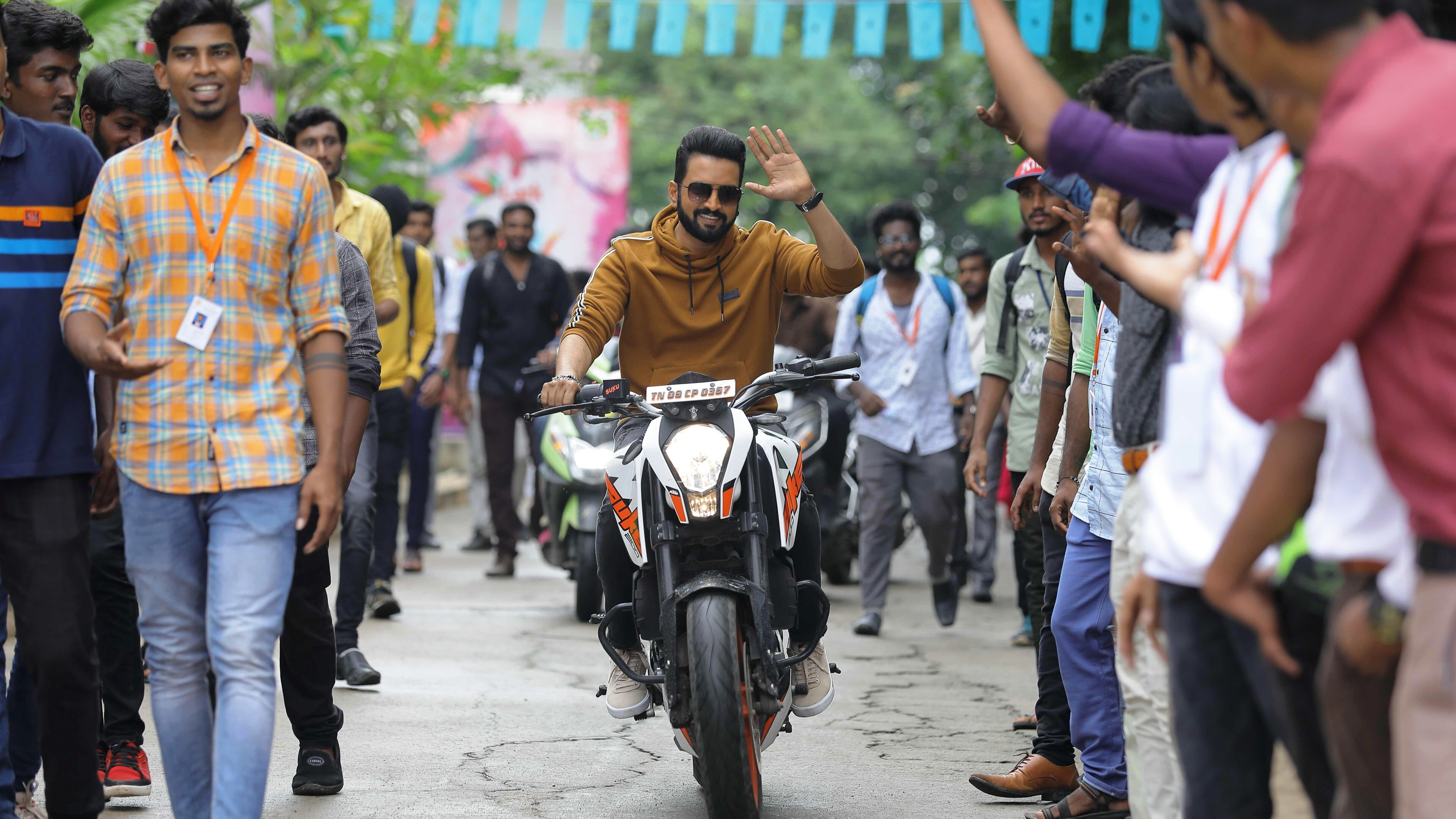 Parris Jayaraj Background