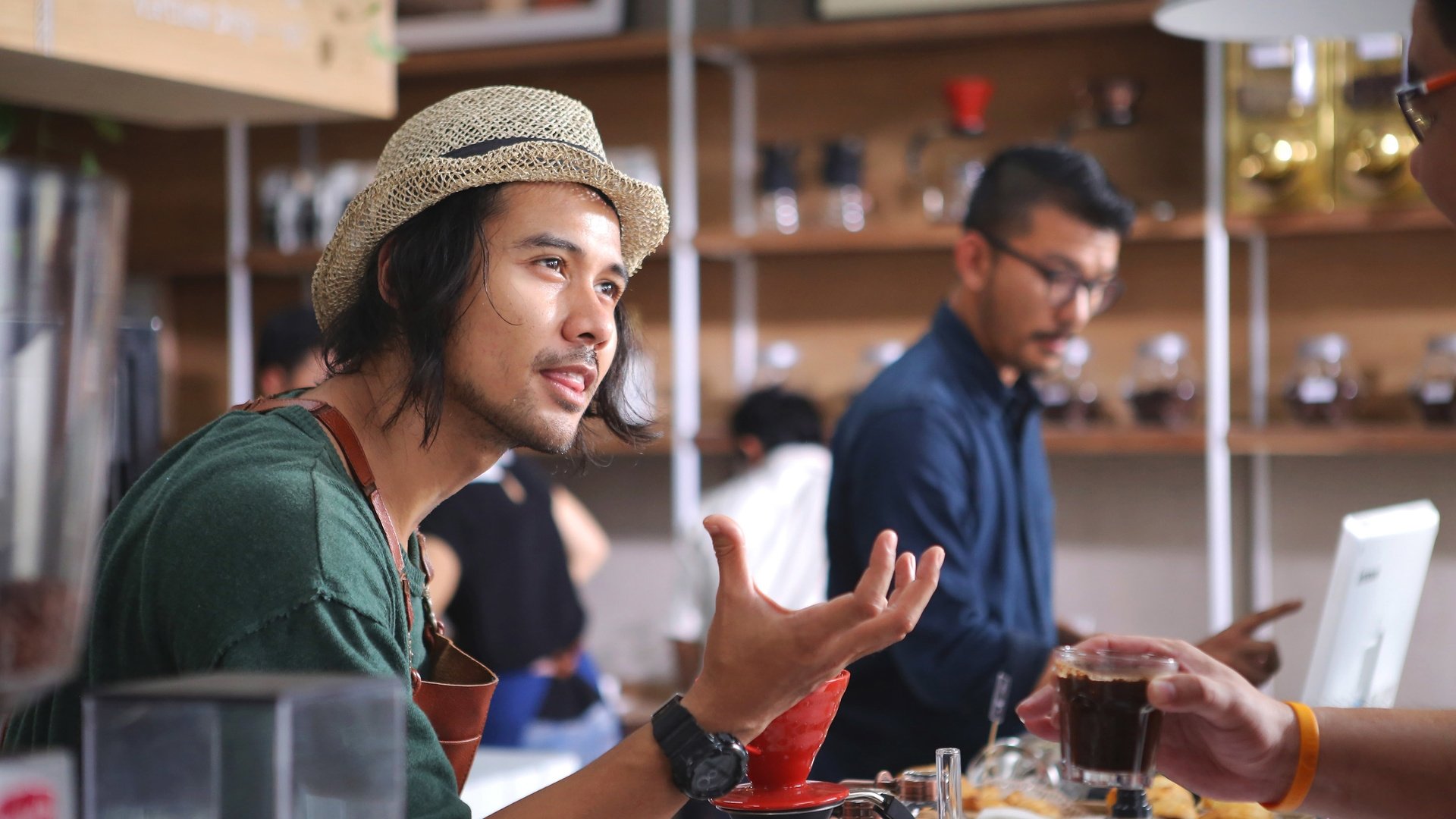 Filosofi Kopi Background