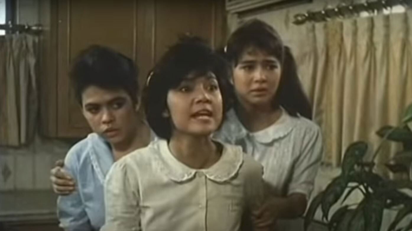 Sa Akin Pa Rin Ang Bukas Background