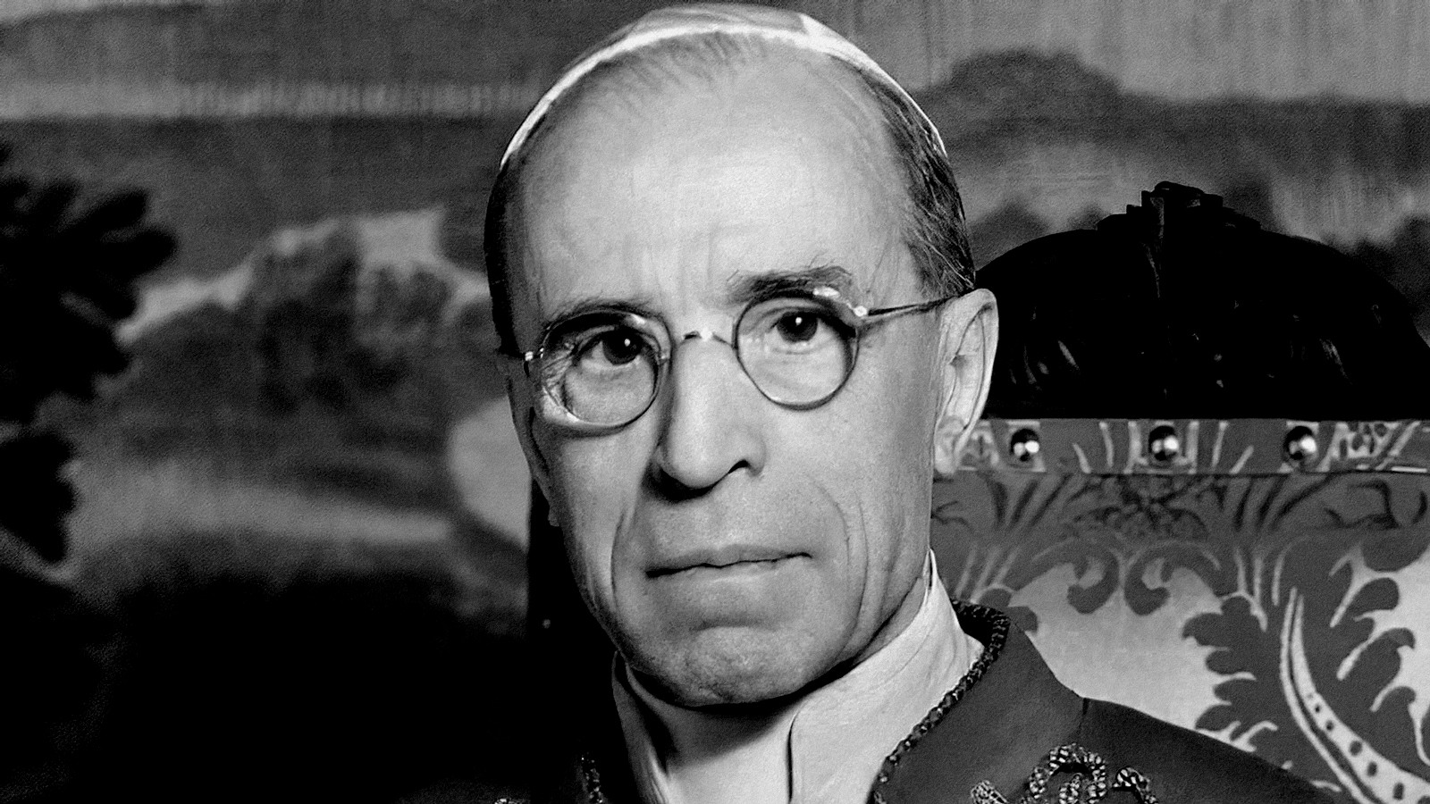 Pope Pius XII and the Holocaust Background
