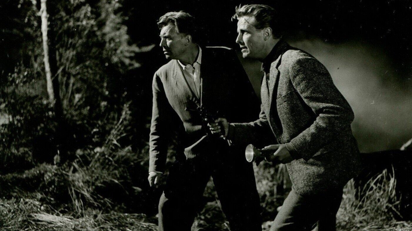 Der Schatz vom Toplitzsee Background