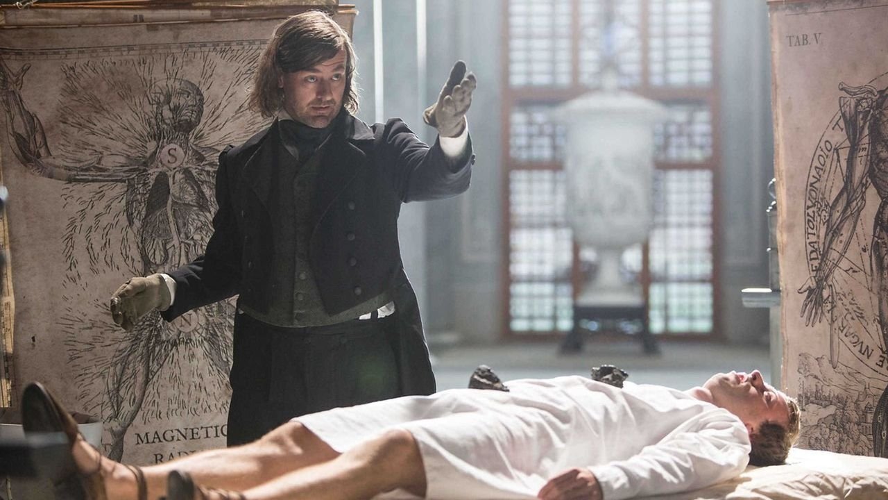 Die Hebamme II Background