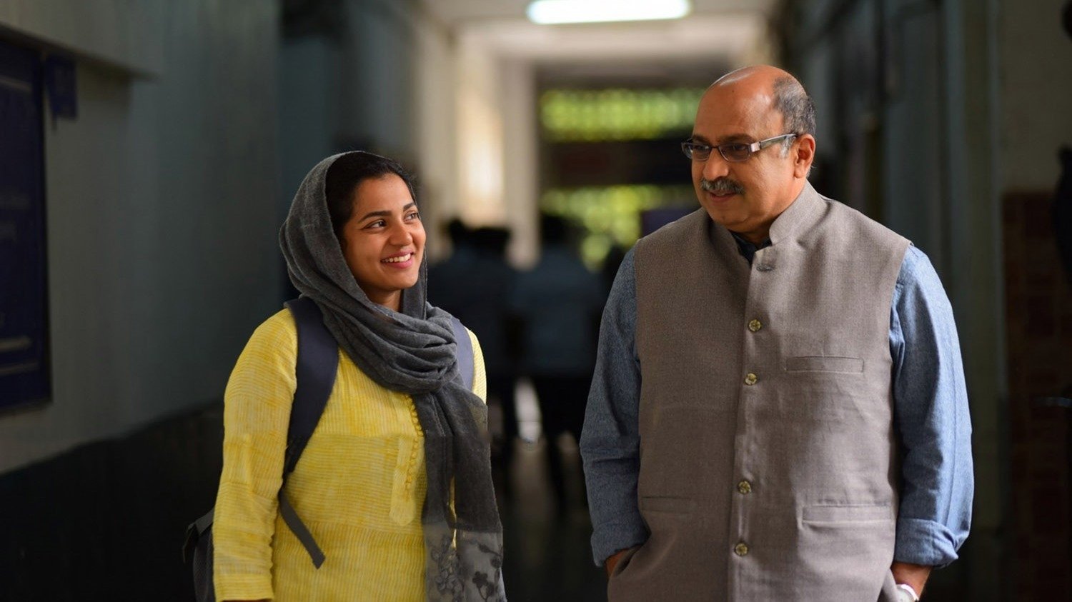 Varthamanam Background