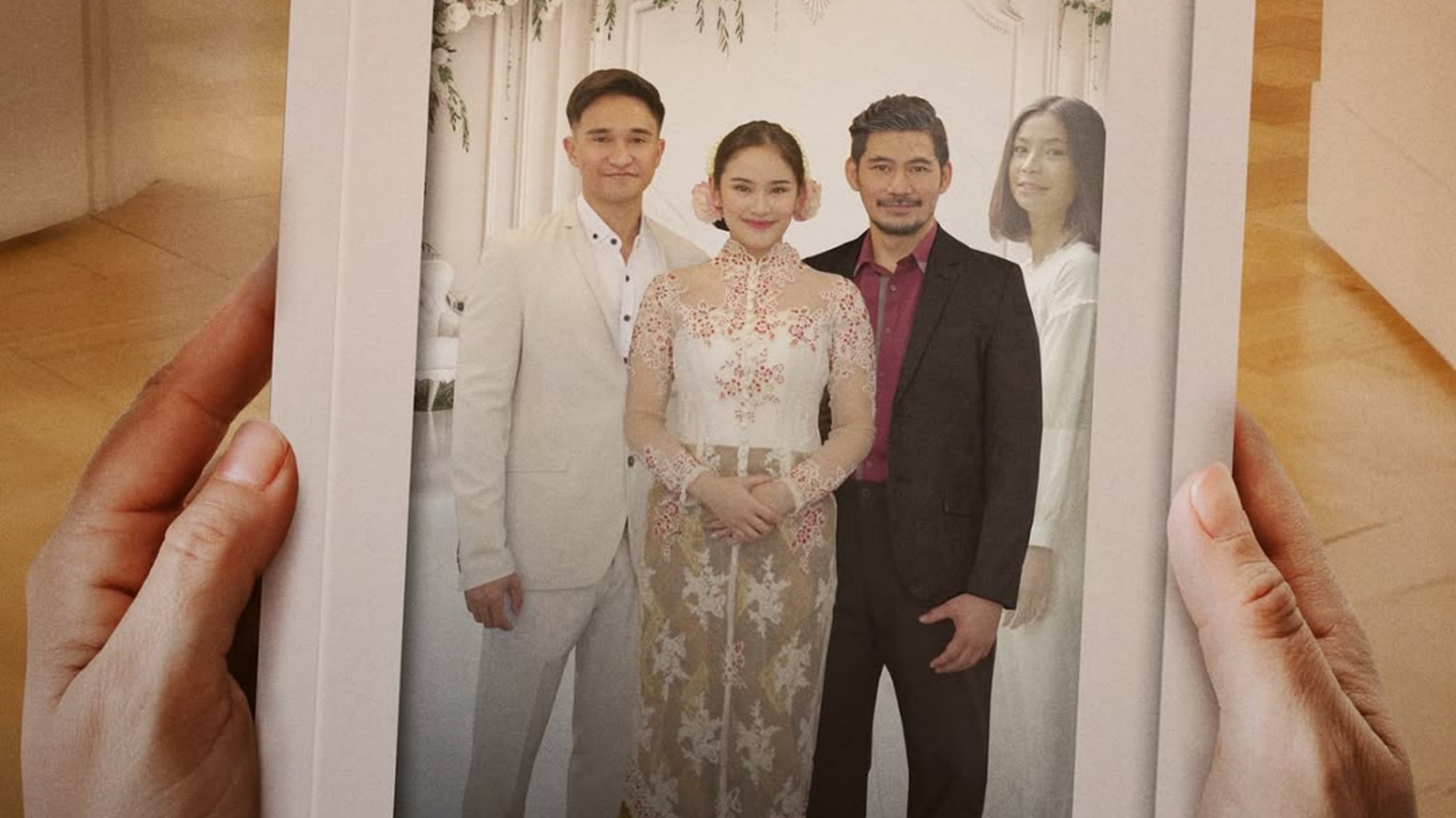 Lebih Dari Selamanya Background