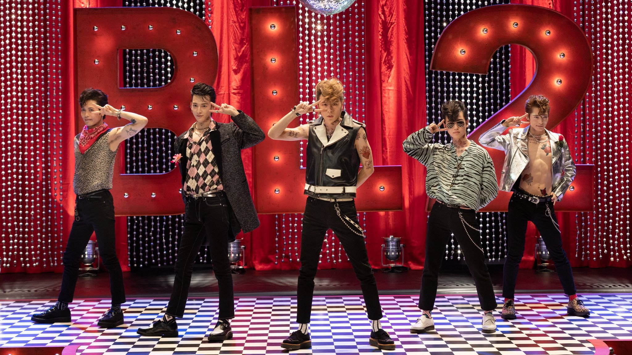 A Man Who Defies the World of BL 2 Background