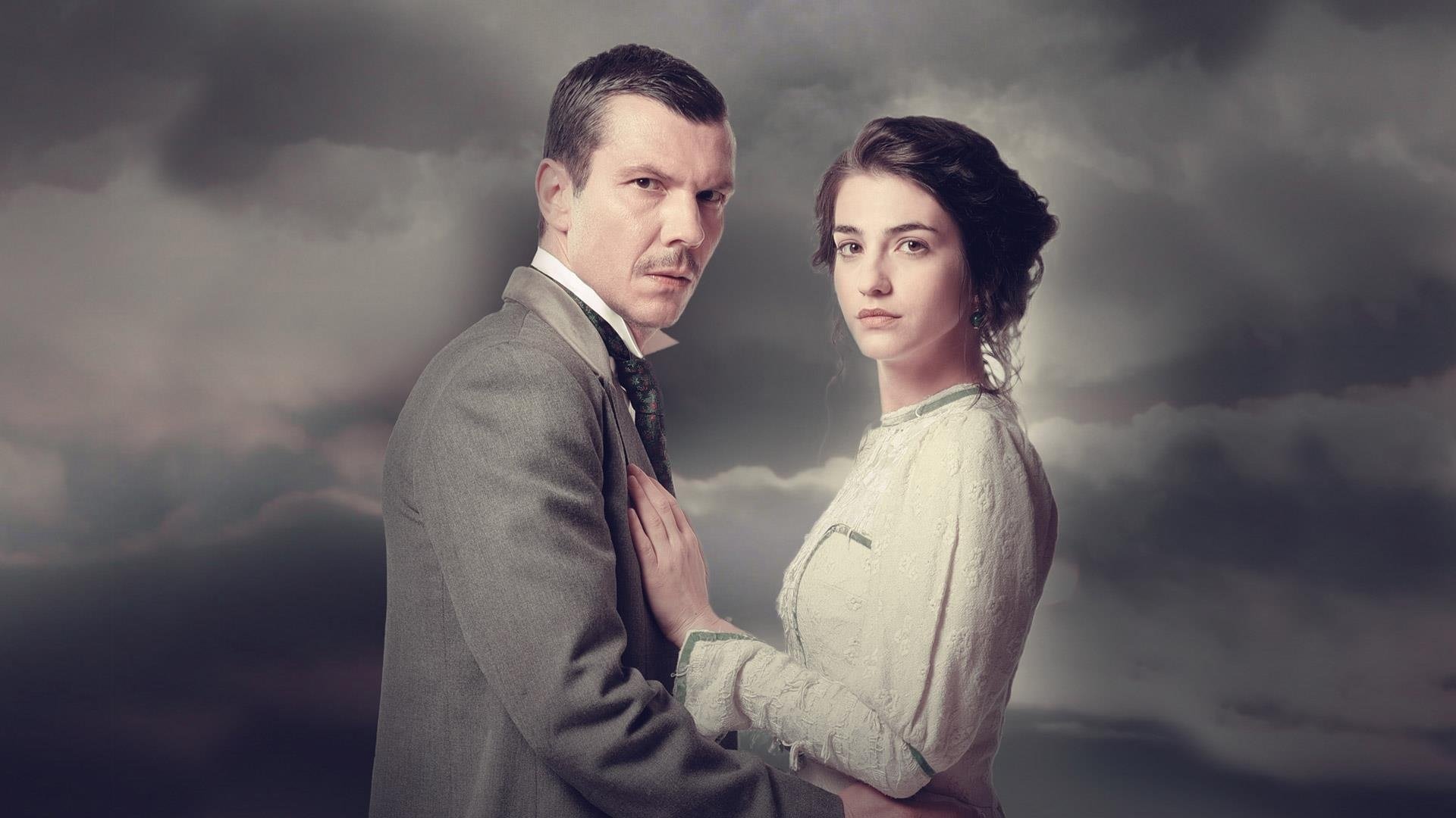 The Red River Background