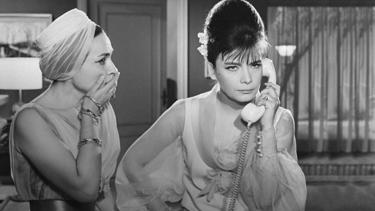 Miss Manager Background