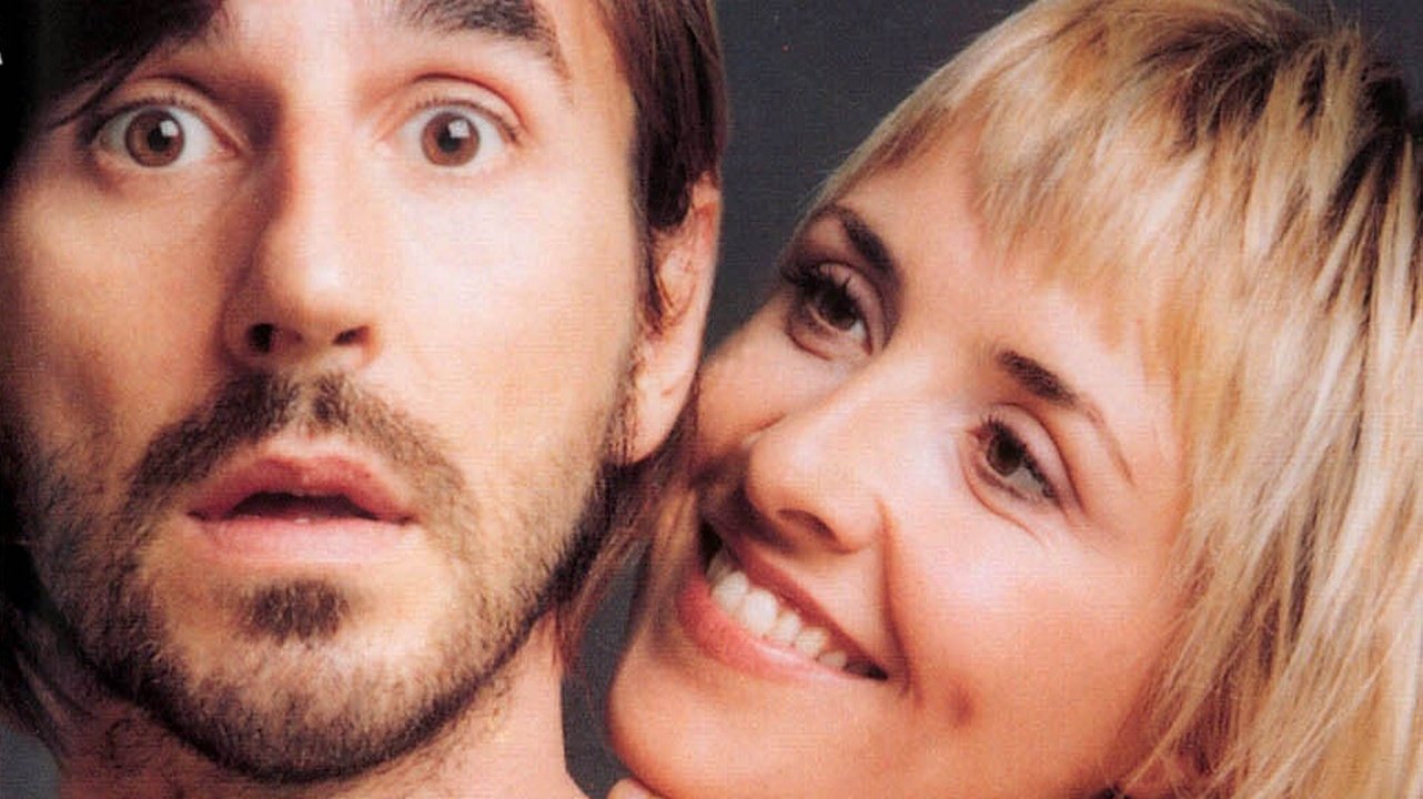 Idiot Love Background