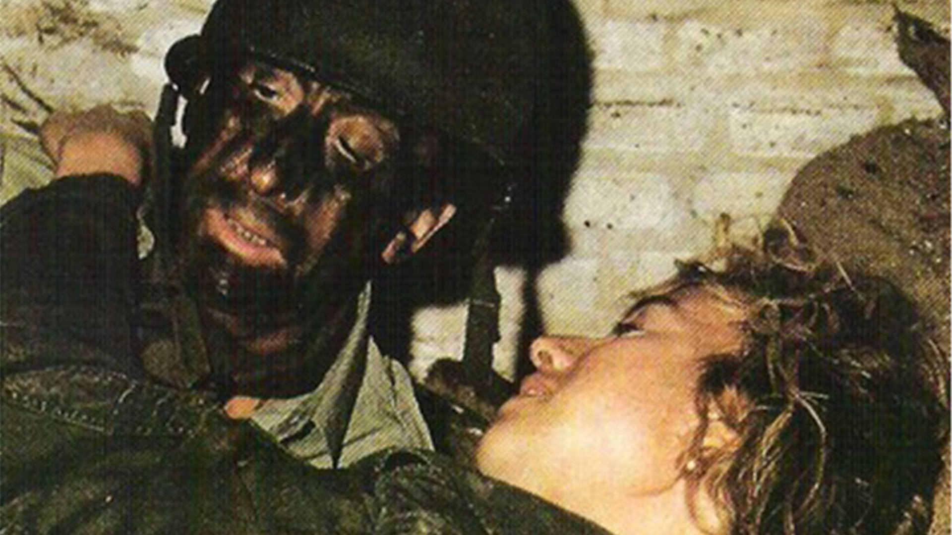 Le Gaffeur Background