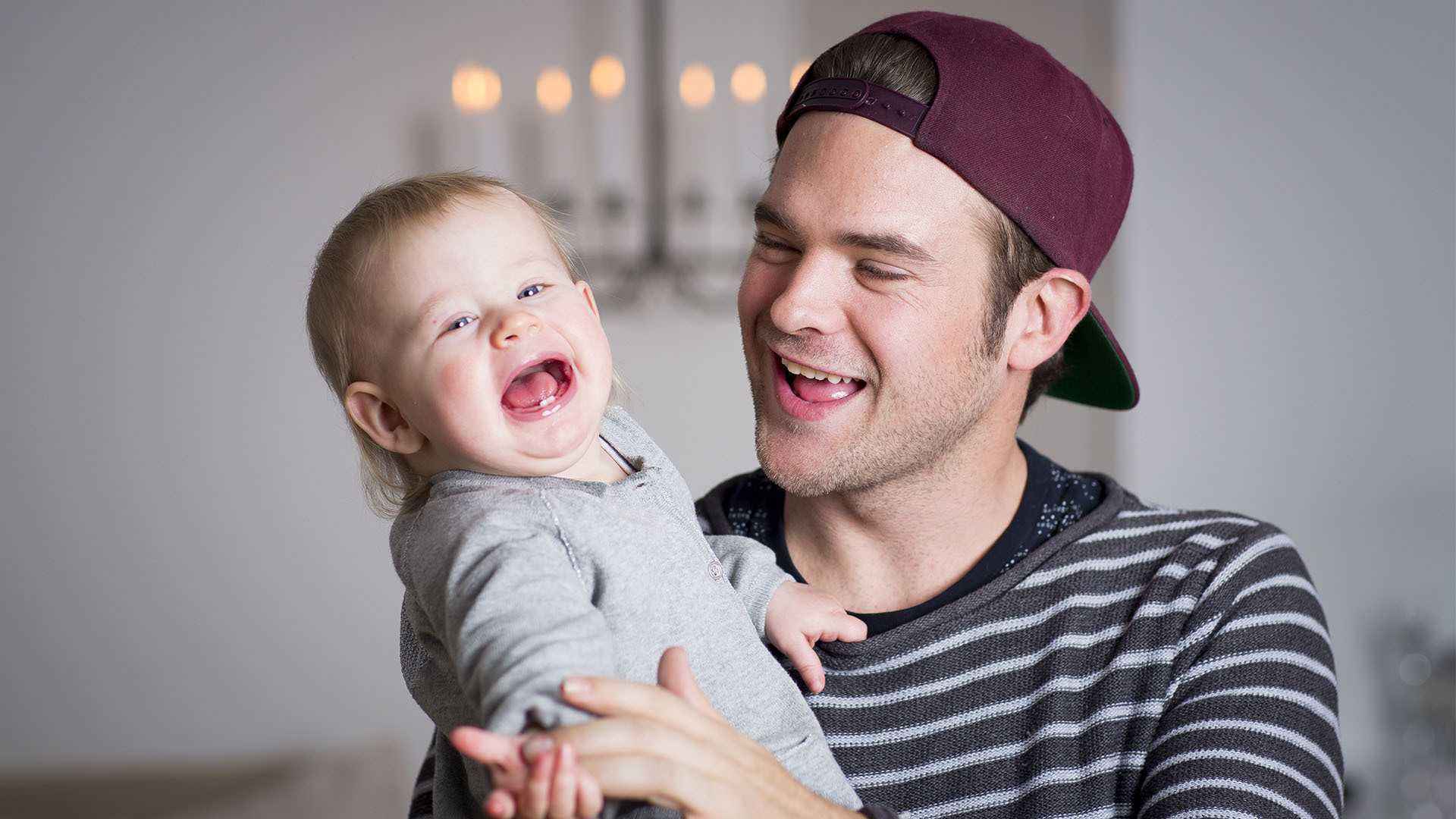 Silas, Johannes og Louise Background