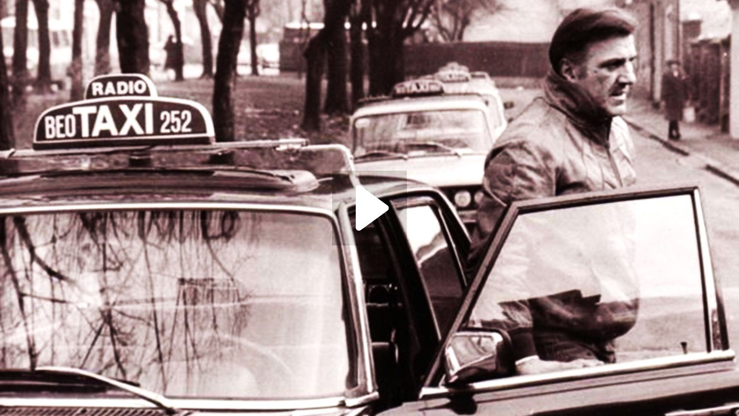 Hallo, Taxi Background