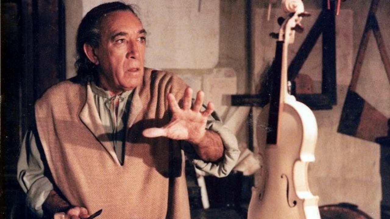 Stradivari Background