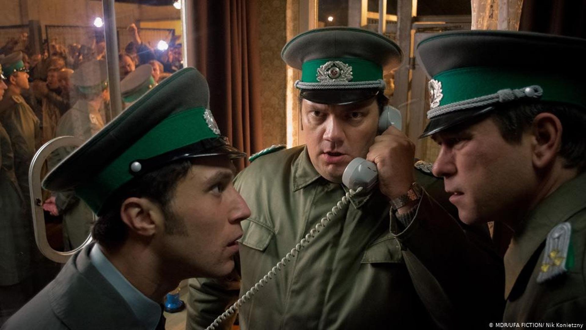 Open the Wall Background