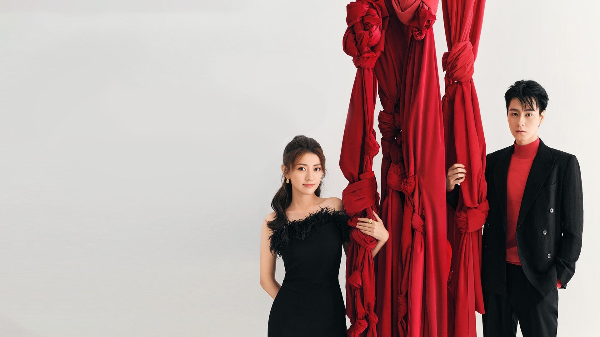 Men In Love Background