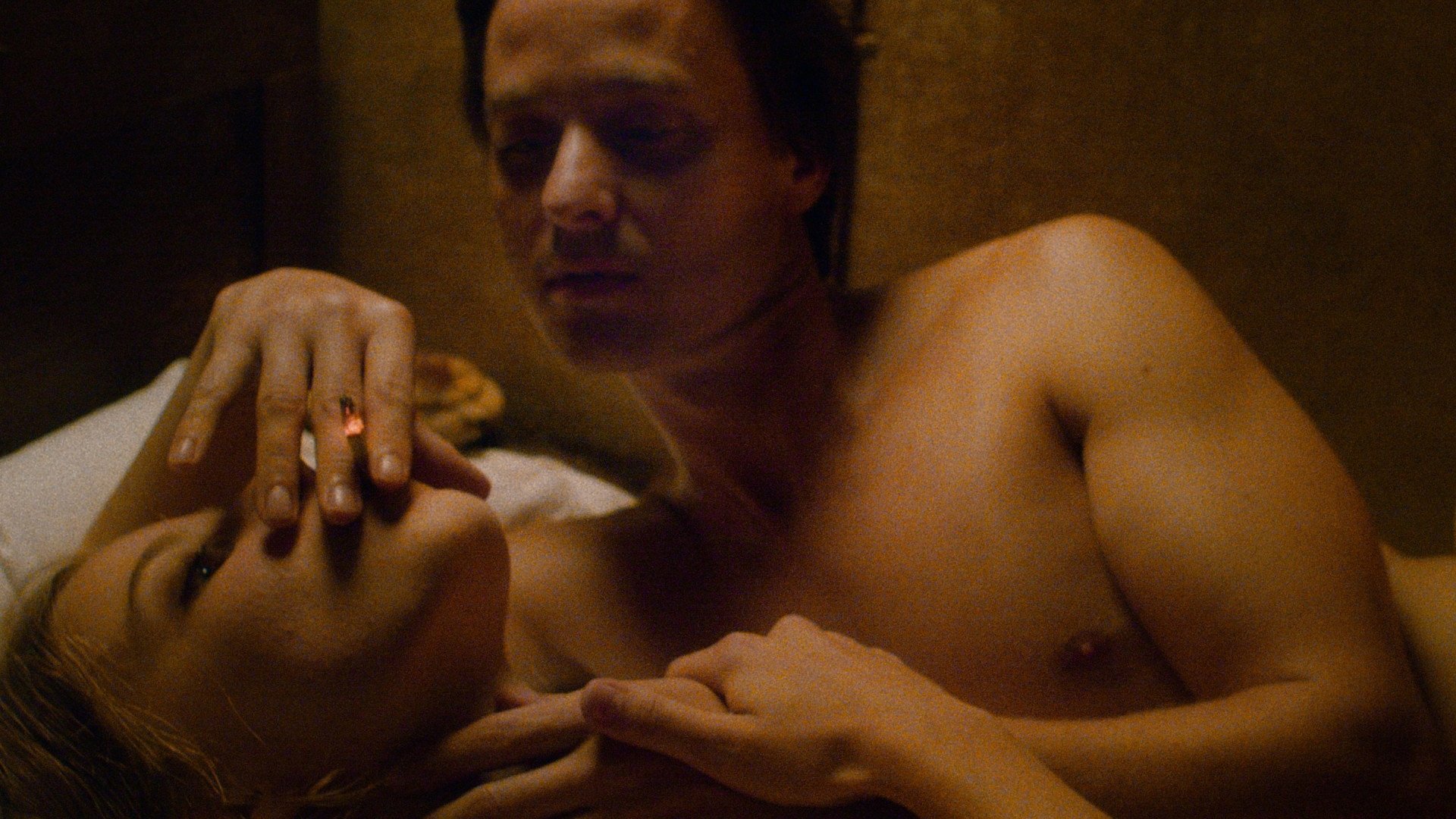 Fabian: Going to the Dogs Background