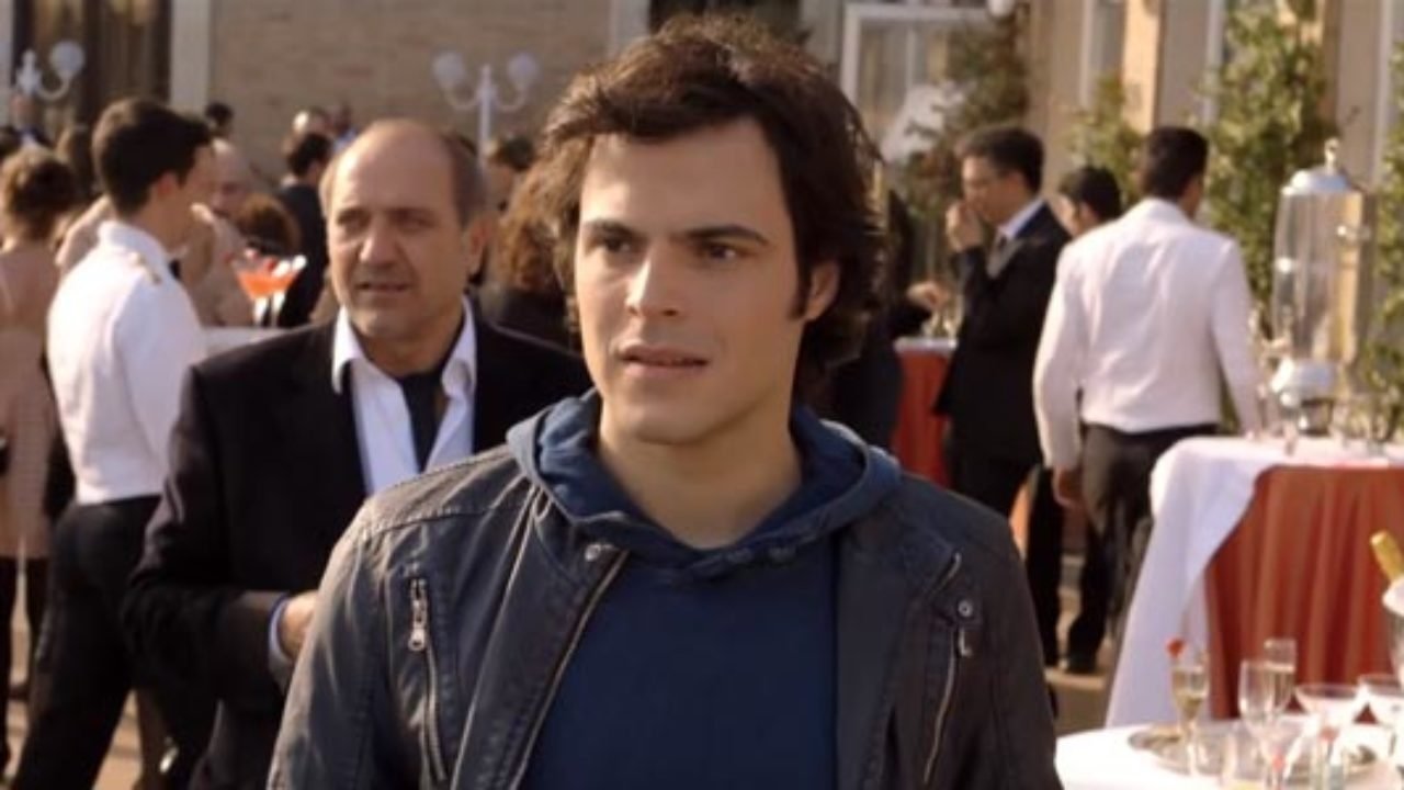 Baciato dal sole Background