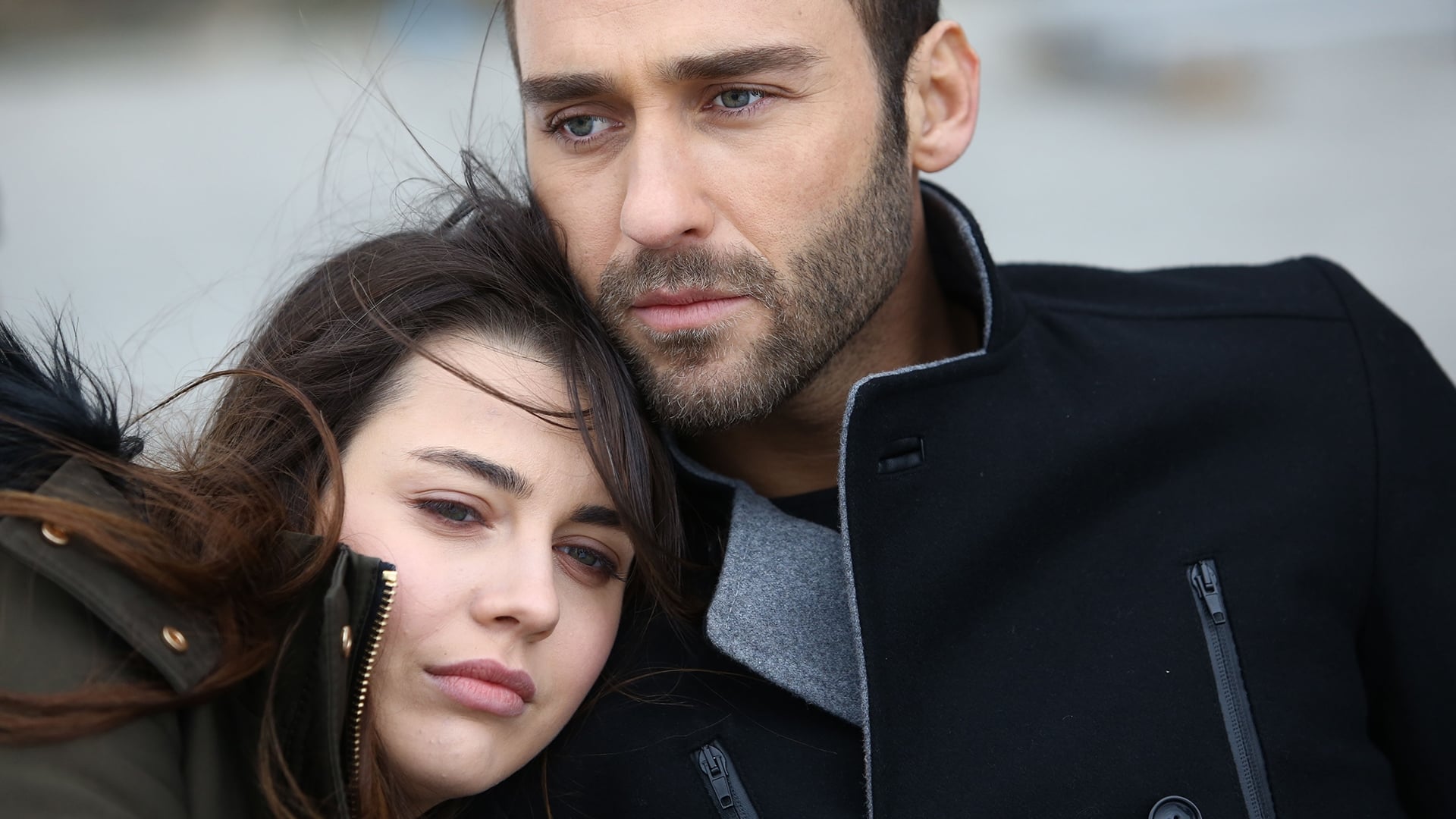 Acı Aşk Background