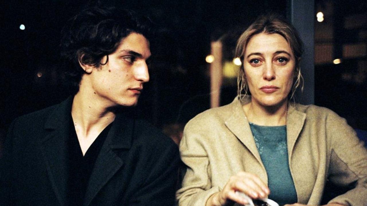 Actresses Background