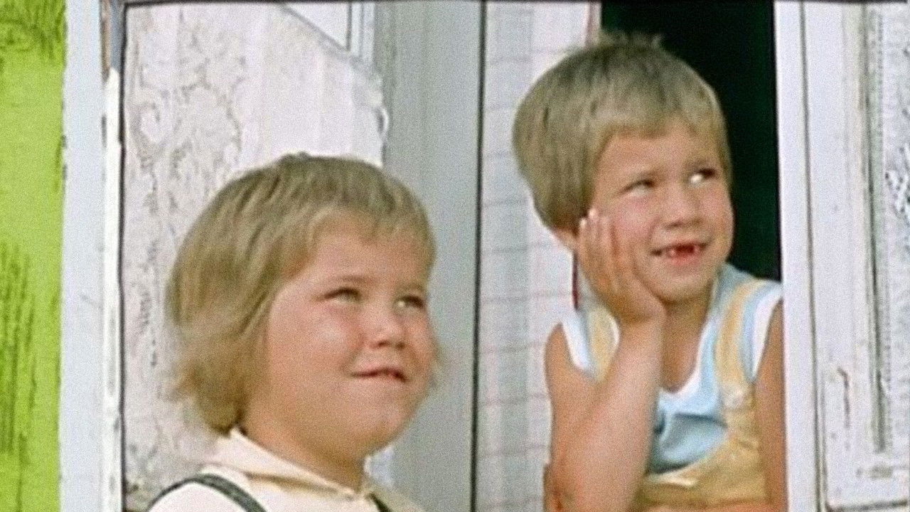 Life on Seacrow Island Background