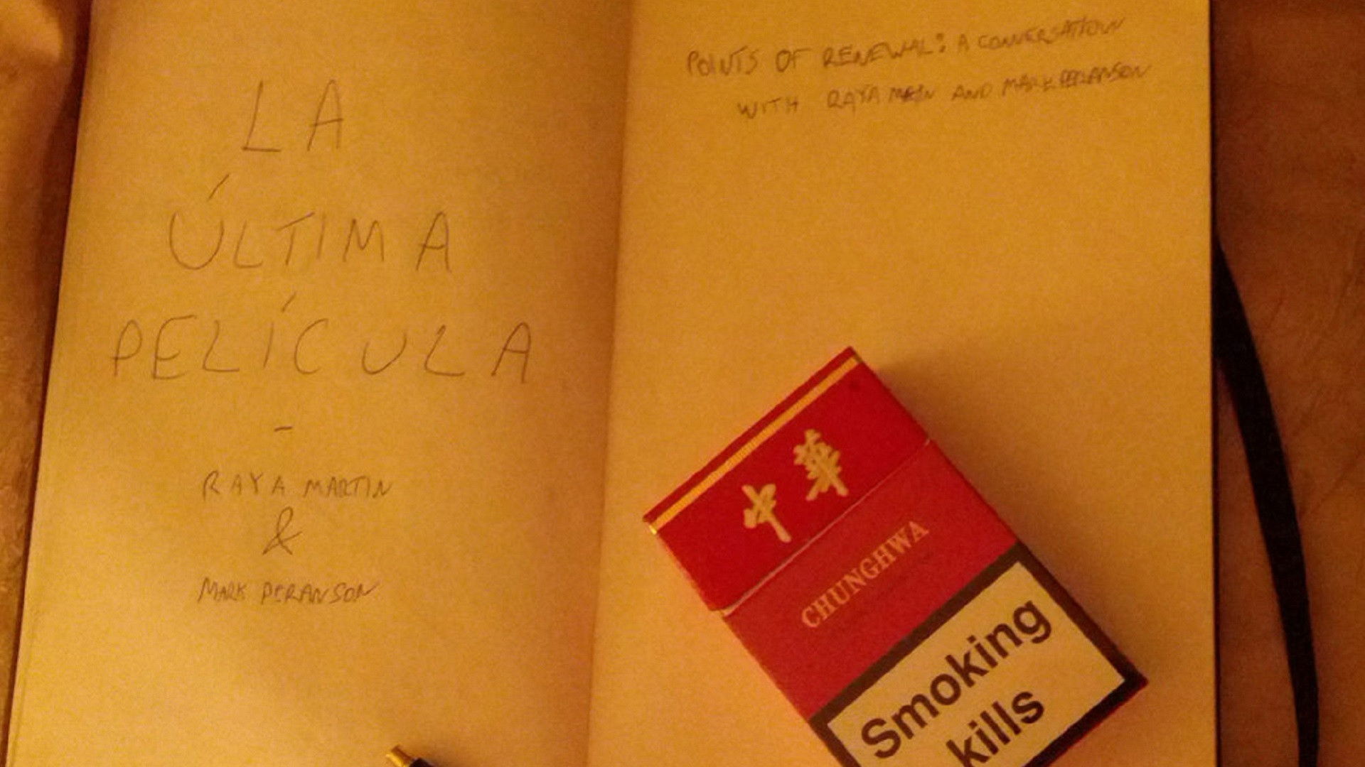 La última película Background