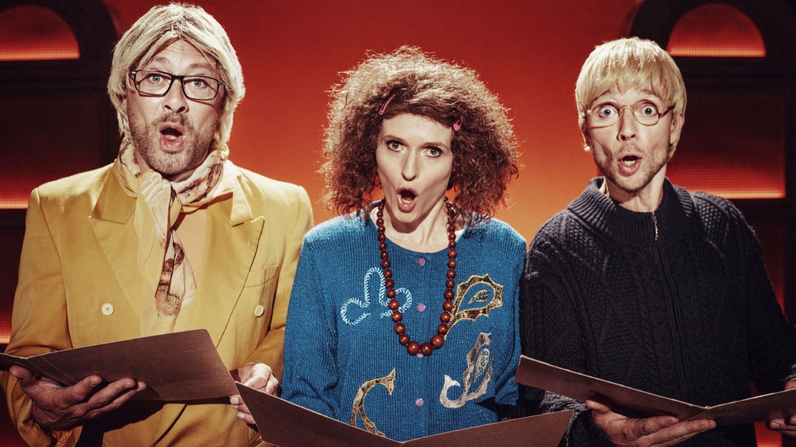 Platt-Form Er vi gået for langt Background