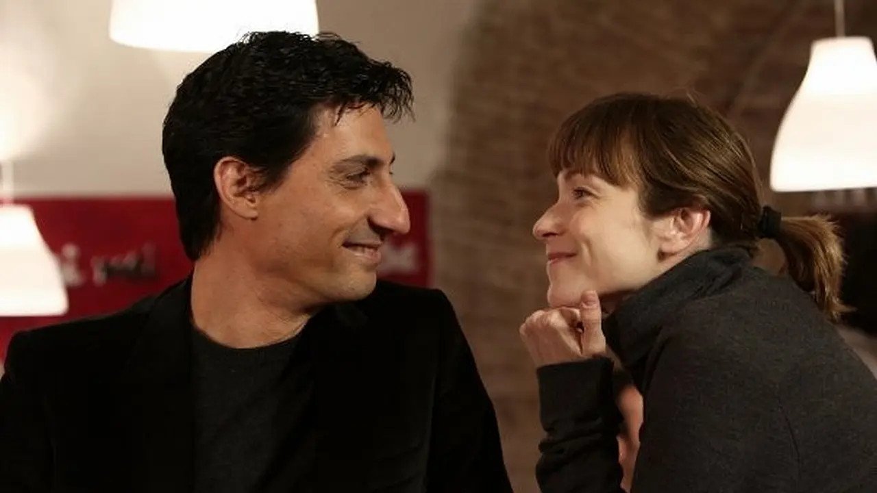 Tutti pazzi per amore Background