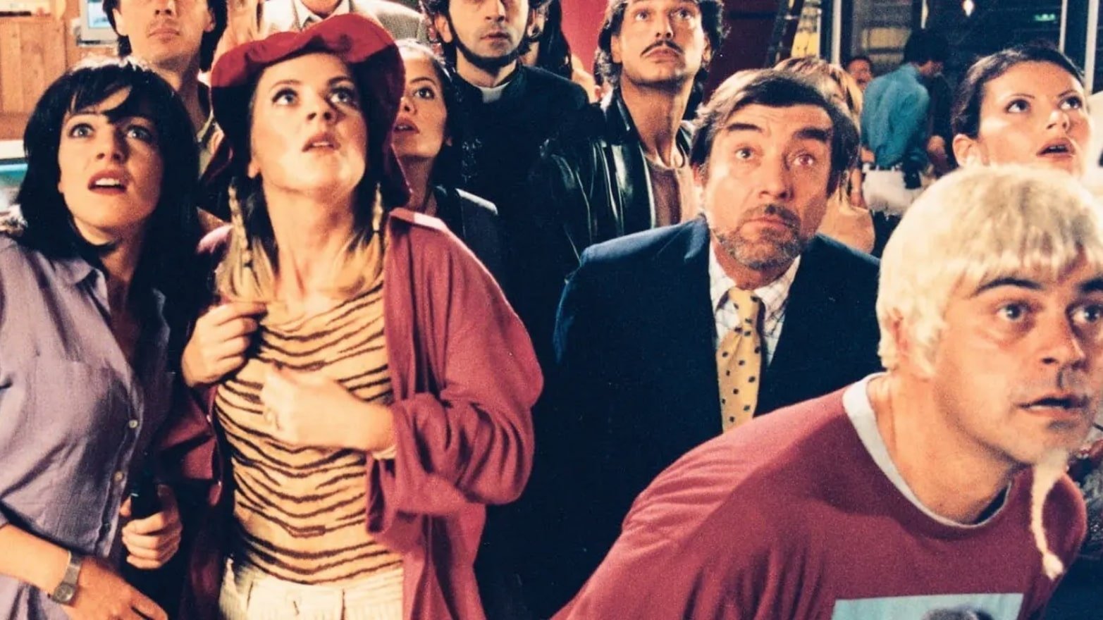 Tutti gli uomini del deficiente Background