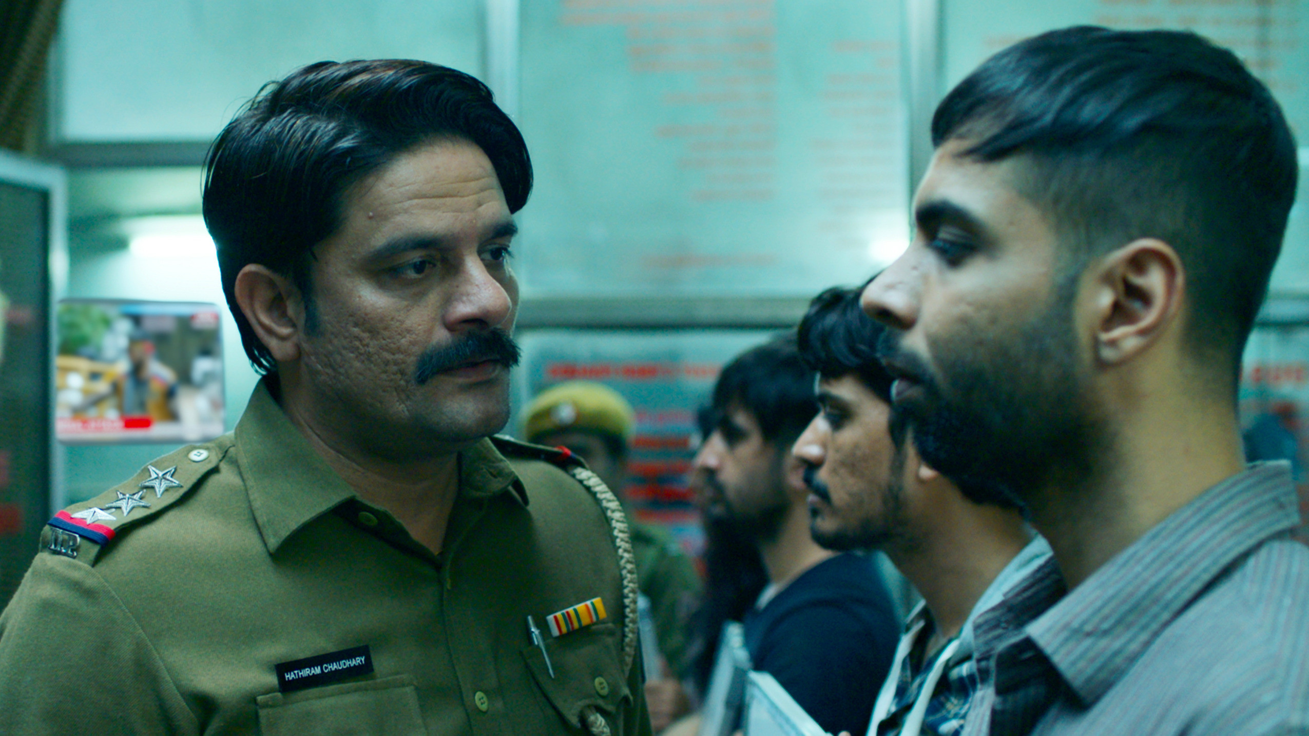 Paatal Lok Background