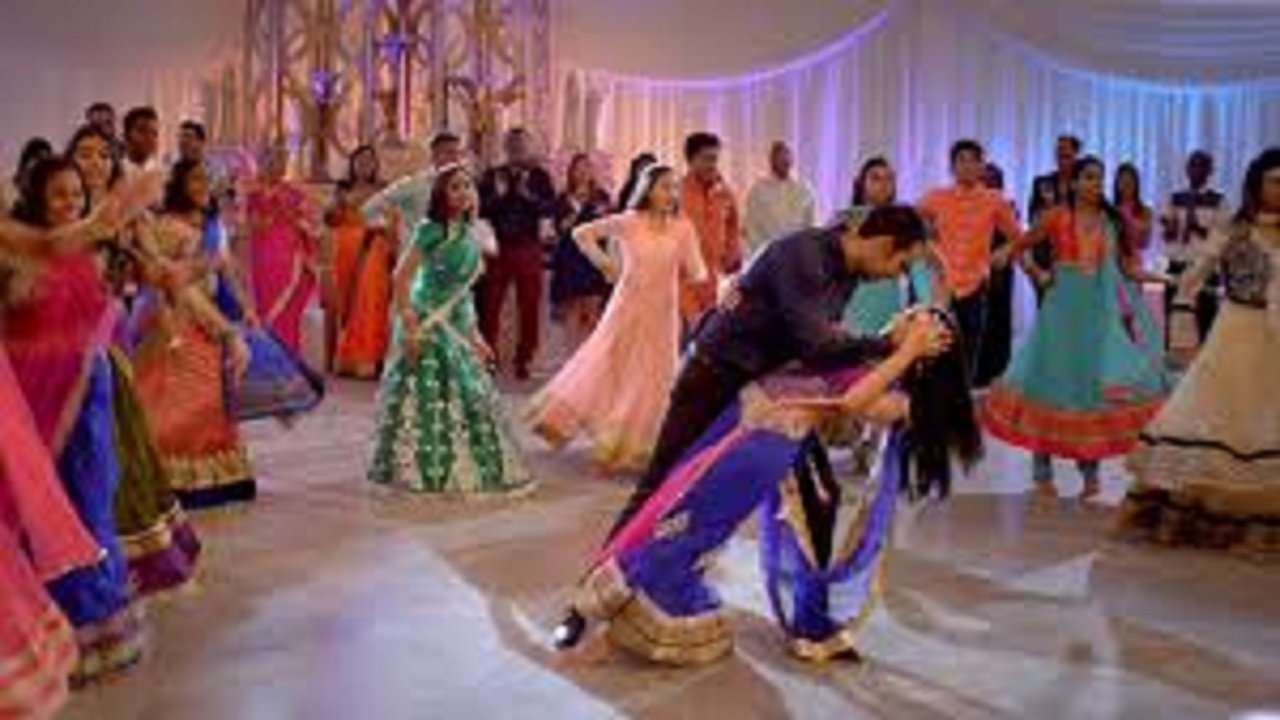 Keeping Up with the Kandasamys Background